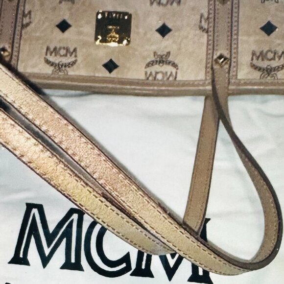 MCM Visetos Anya Top Zip Shopper Medium - Picture 10 of 11